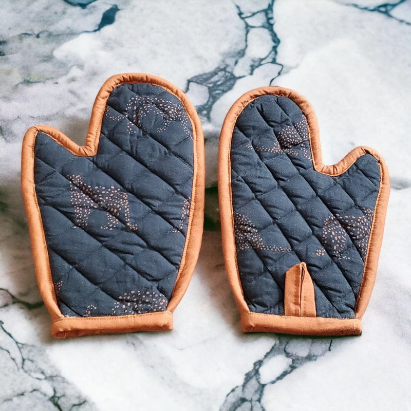 Oven Mitts, Set of 2, Made to Order